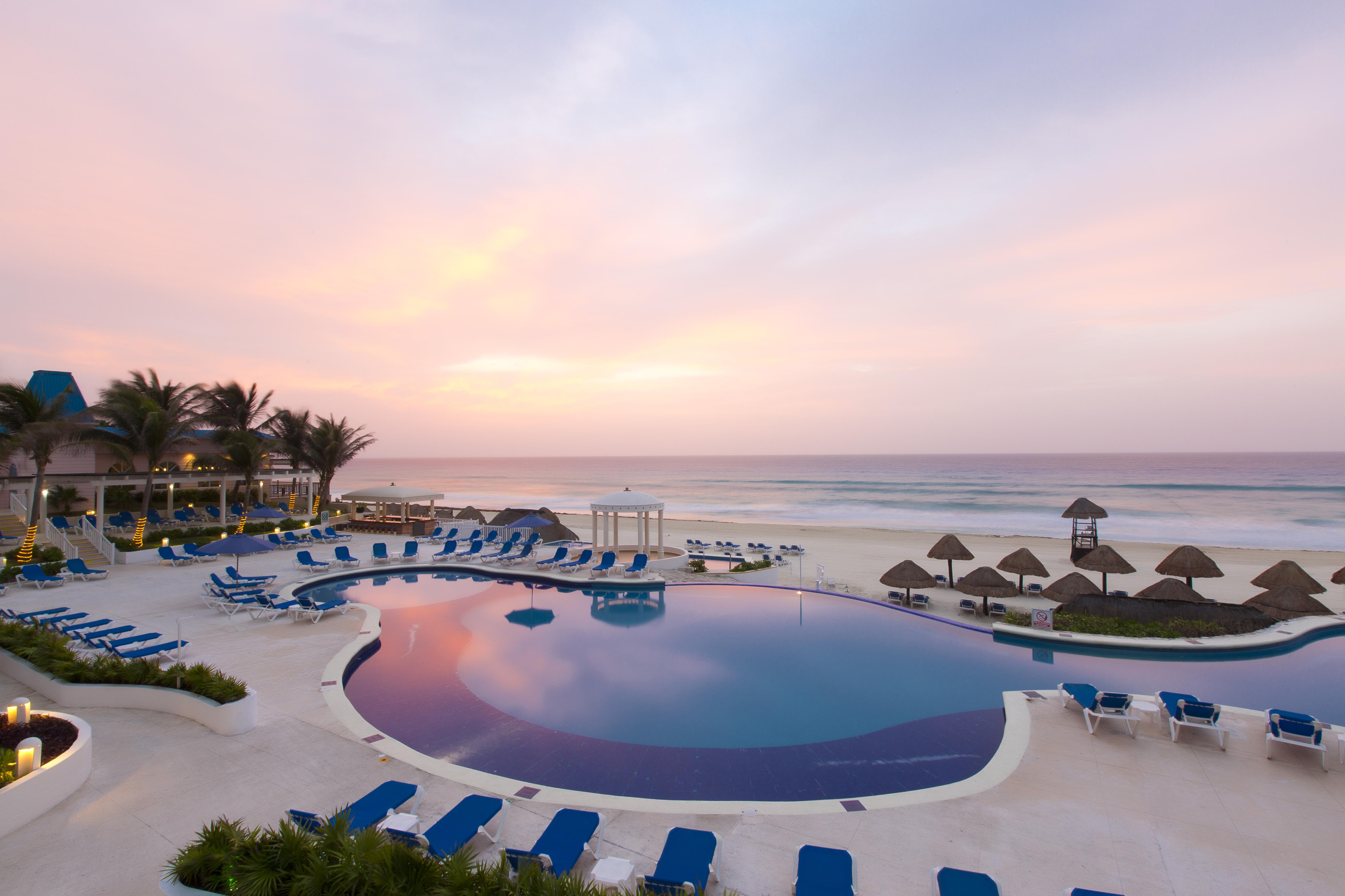 Golden Parnassus Resort & Spa (Adults Only) Cancún Buitenkant foto