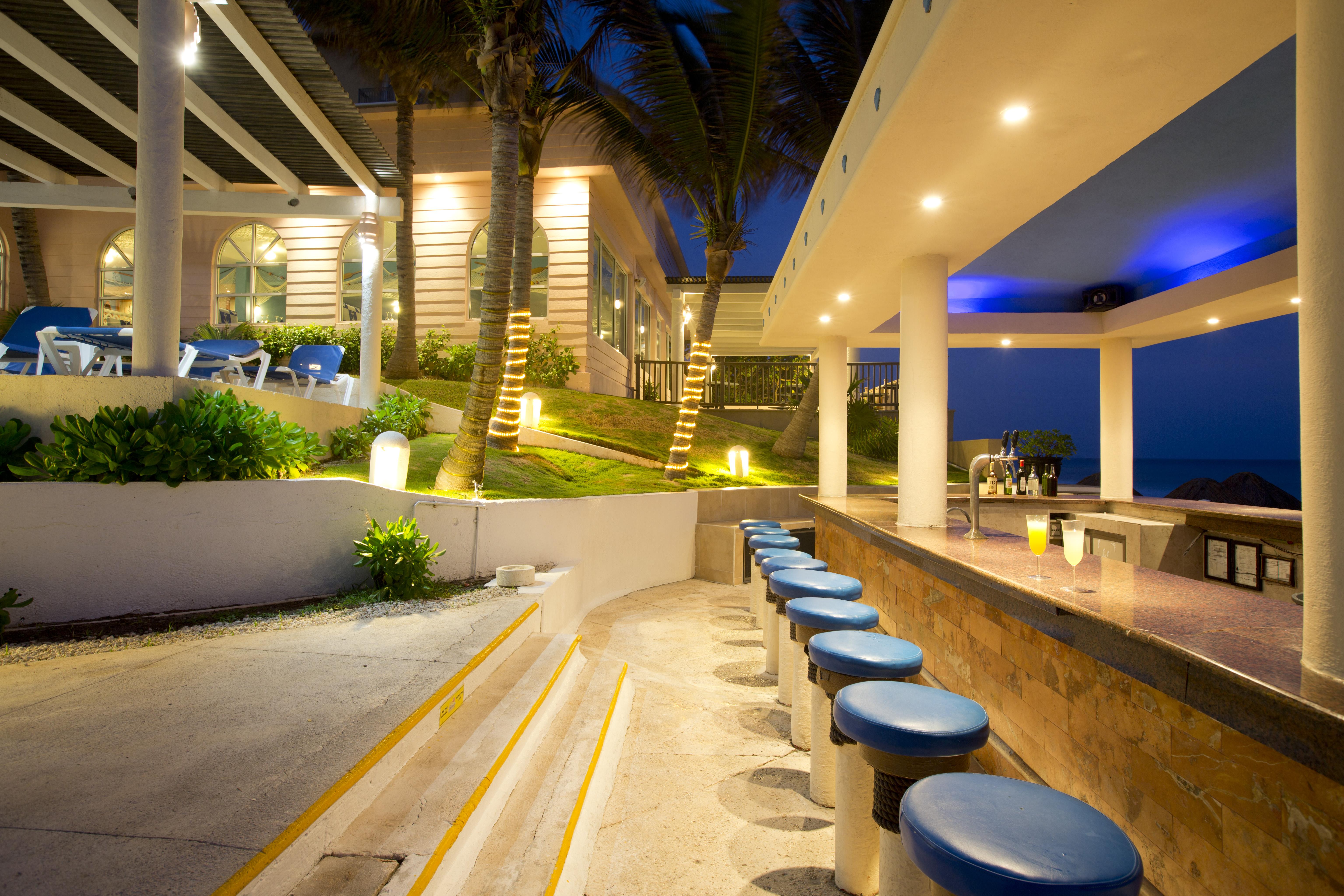 Golden Parnassus Resort & Spa (Adults Only) Cancún Buitenkant foto