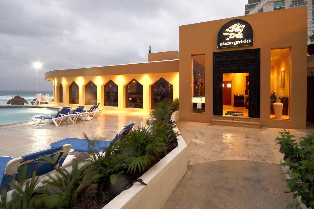 Golden Parnassus Resort & Spa (Adults Only) Cancún Buitenkant foto